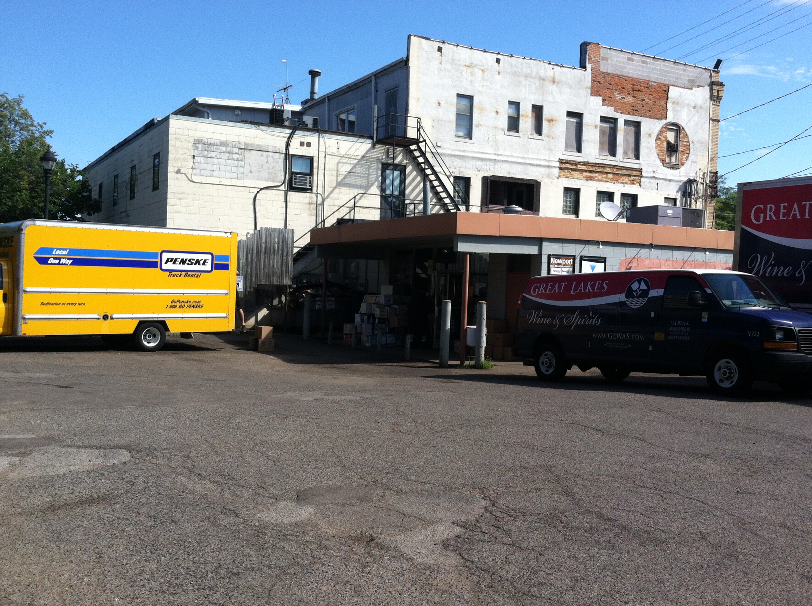 State revokes Kalamazoo liquor store’s liquor license