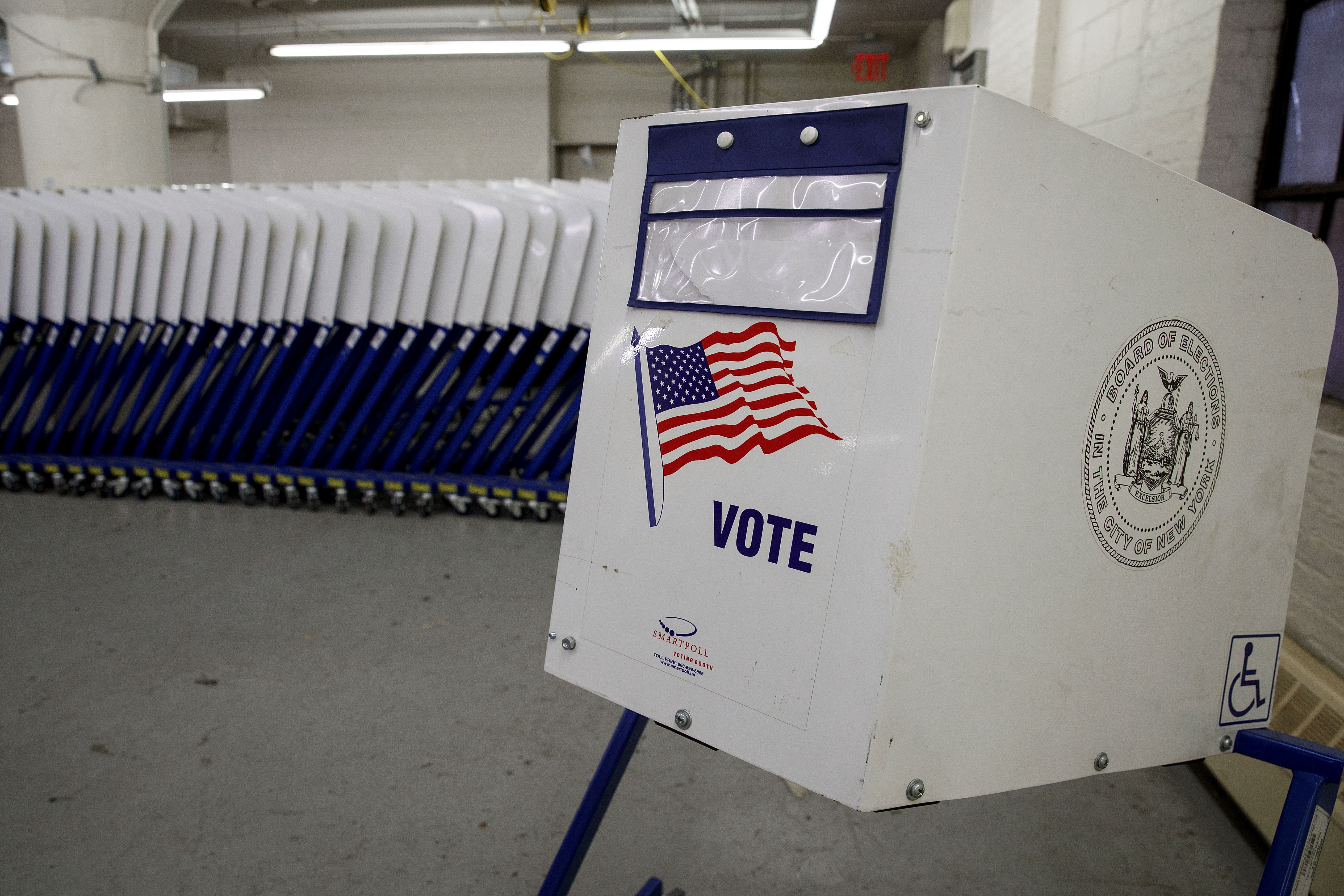 AP: New election systems use vulnerable software