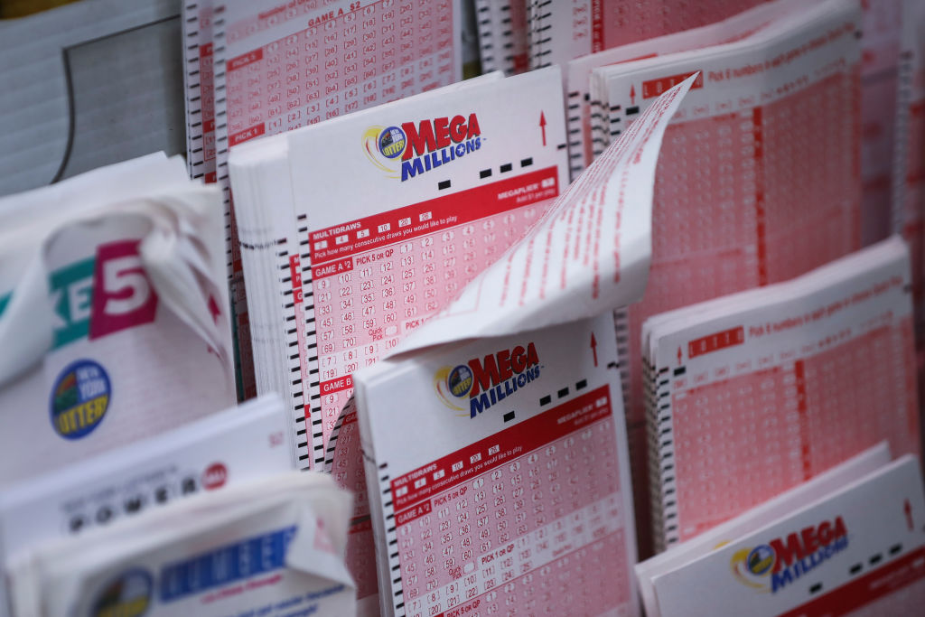 Michigan man who won $80M jackpot during divorce must split winnings
